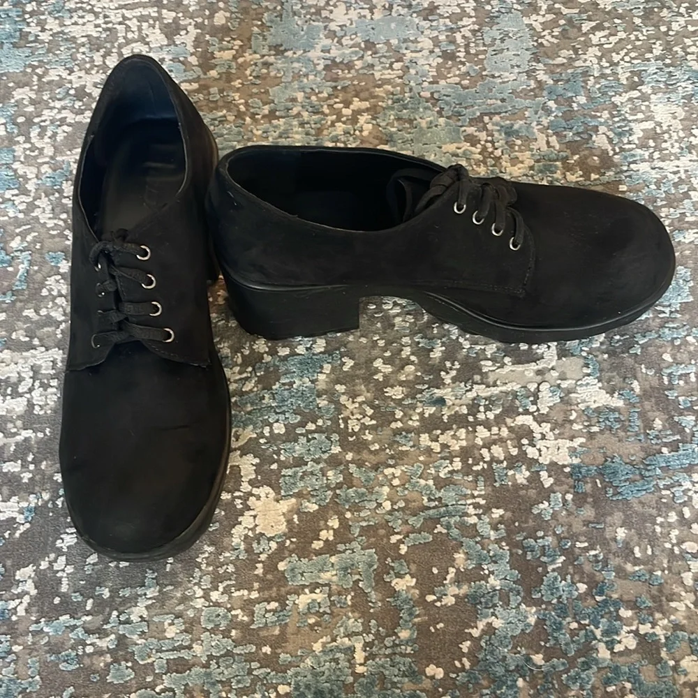 Soda Black Shoes Size 10. - Picture 5 of 9